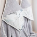 Γκρι βρεφική πετσετούλα με κουκούλα με σχέδιο φαλαινίτσες 70 x 125εκ - Color Stories