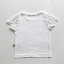 Κοντομάνικο μπλουζάκι με δαντέλα στα μανίκια σε λευκό χρώμα - Julie Dausell